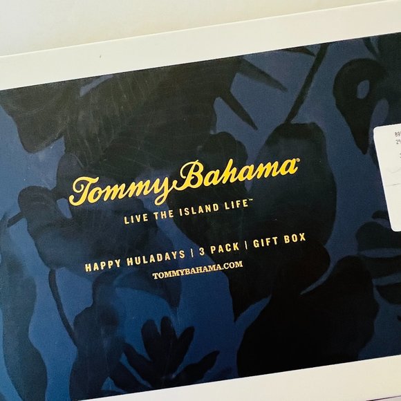 TOMMY BAHAMA Men's Gift Box Set of 3 Pair Island Life Socks - Picture 2 of 5